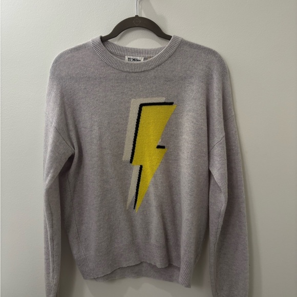 27 Miles Malibu Sweaters - 27 Miles Malibu Gray Sweater with Yellow Lightning Bolt